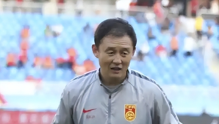 前国脚力挺孙继海：不踢球可以不要18万，如果想踢就得支付违约金