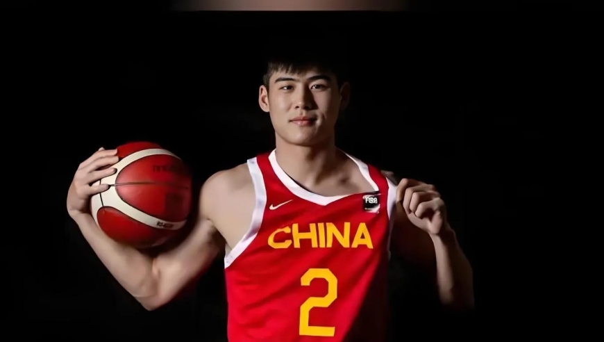 战略革新：广东男篮CBA争冠之路的外援升级策略