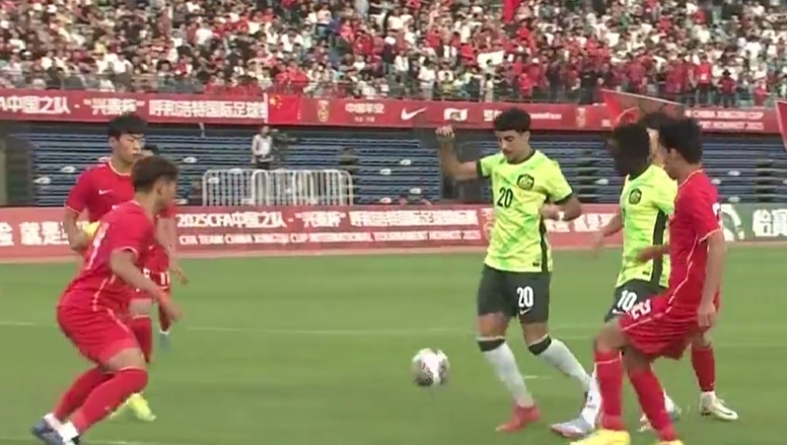 1-1！中国U16闪电丢球，后防线明显经验不足，8分钟后迅速扳平