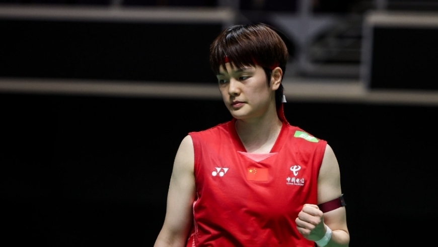 王祉怡2-0横扫世界第7，女单四强国羽占三席，半决赛围剿山口茜