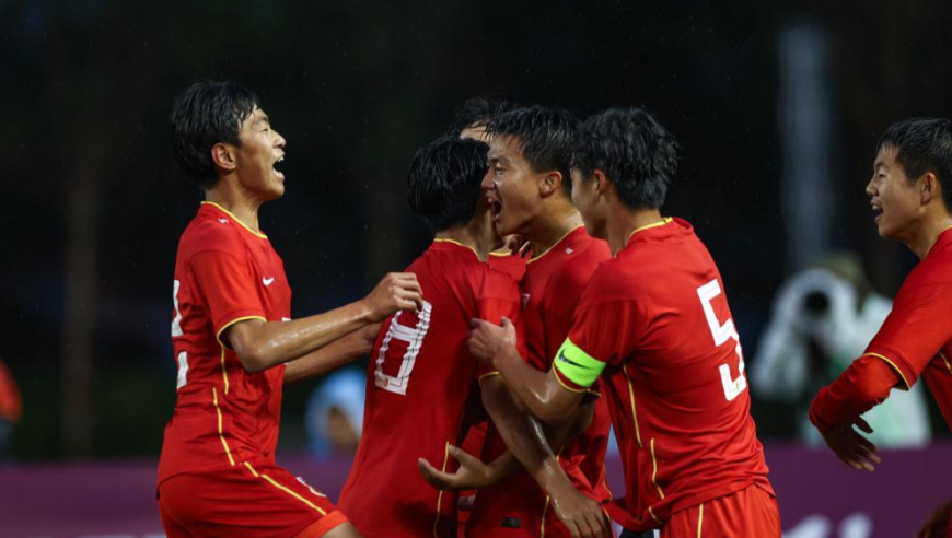 2球领先痛失好局！30分钟少打多，中国U16憾平越南！