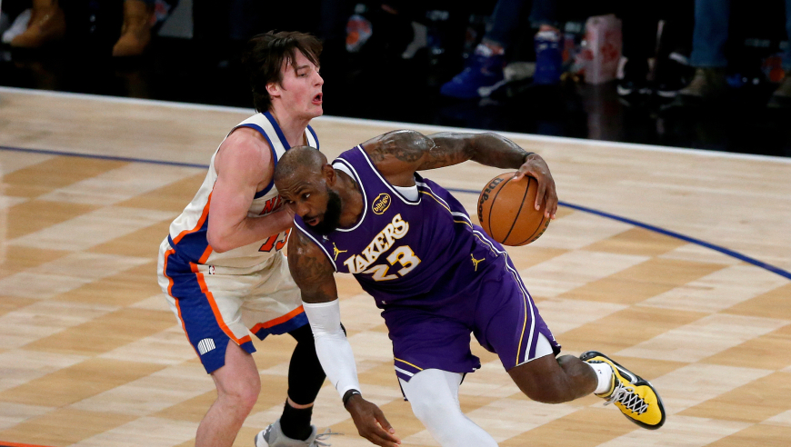 尼克斯擒湖人豪取6连胜！东契奇空砍30+15+8 詹姆斯22分5板6助