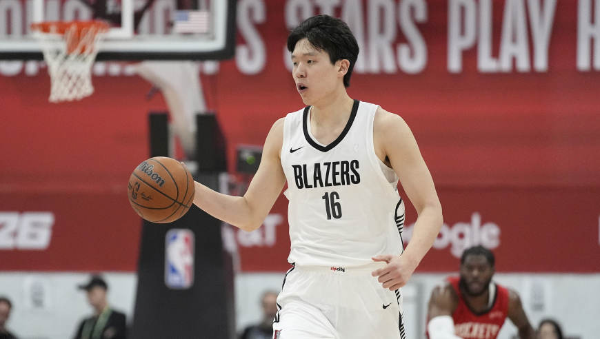 NBA球员对抗赛曝光！杨瀚森折返跑+基本摸不到球 郭昊文轰进三分