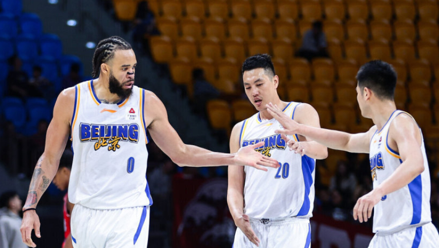 福建止北京4连胜！皮特森38分导演爆冷 麦基22+10周琦丢关键两罚