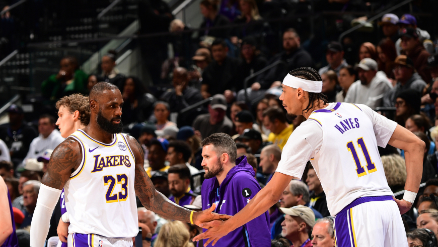 詹皇不老！勒布朗17+6+8集锦 反击飞天暴扣依旧炸裂