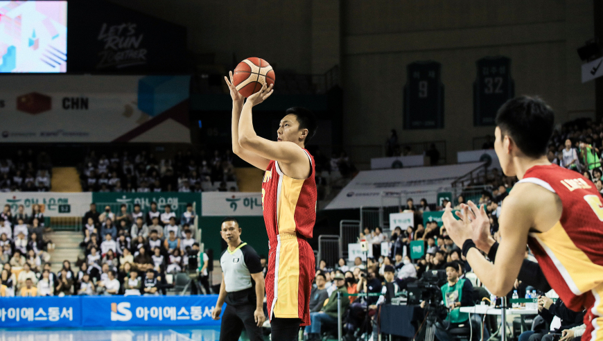 战术板｜进攻端堪称自砍头颅！这届男篮战术布置到底做错了什么？