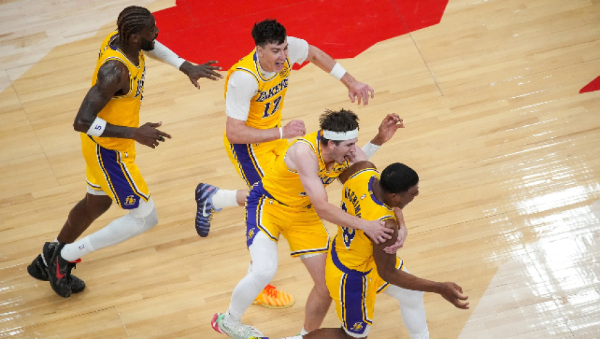 原声回看5日NBA两次绝杀：詹姆斯助八村塁绝杀 VJ补篮太神奇