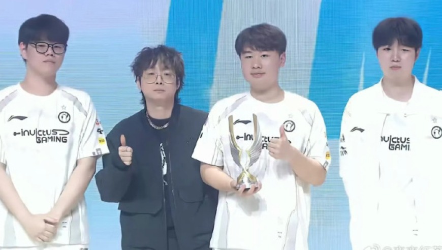 Tabe红温介入队内语音，指挥选手操作，比赛节奏乱了