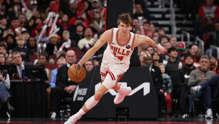 Top时刻｜3日十佳球：詹姆斯绝佳妙传 布泽里斯死亡隔扣