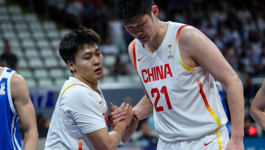 赵睿最后逞英雄险坑队友 全场13中2关键球为何他执行？| 篮不住嘴