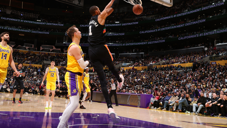 Top时刻｜11日十佳球：文班亚马吊车式凶残暴扣 弗拉格霸王劈扣