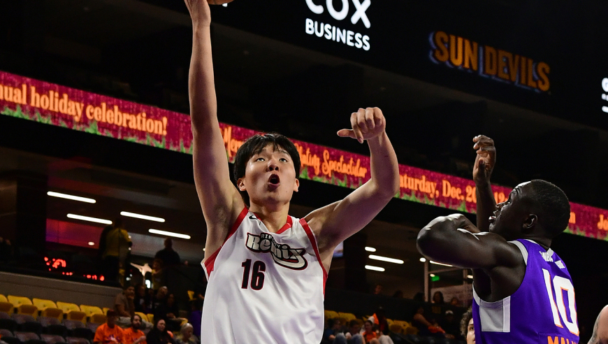 杨瀚森G联赛首秀集锦：全场拿下8分13板 突破暴扣技惊四座