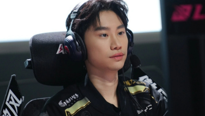 前Dota职业选手鲷哥锐评！Doinb这波跨界，把直播流量玩明白了