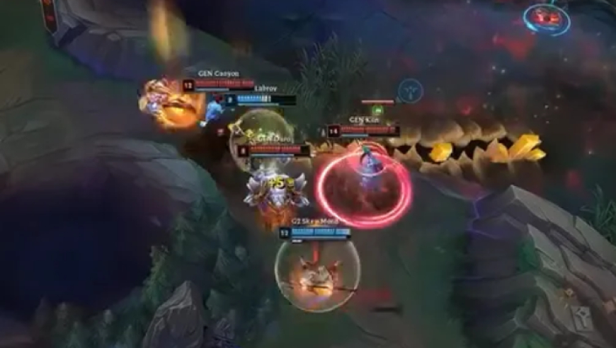 G2零封GEN把多少人看懵了？Kiin狂送Chovy白给，一个个全都同意了