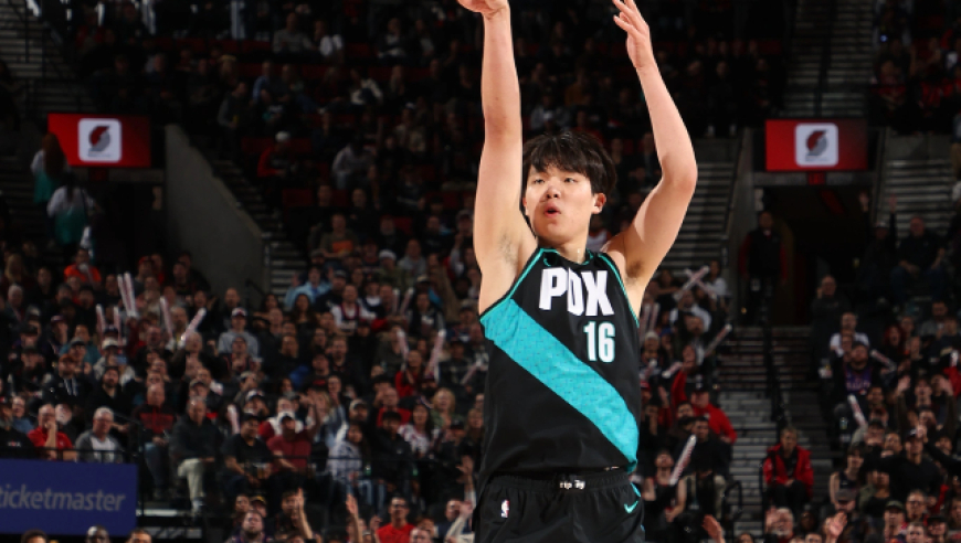 强势回归！杨瀚森9+5+3表现合集：双手暴扣+连送妙传燃爆全场