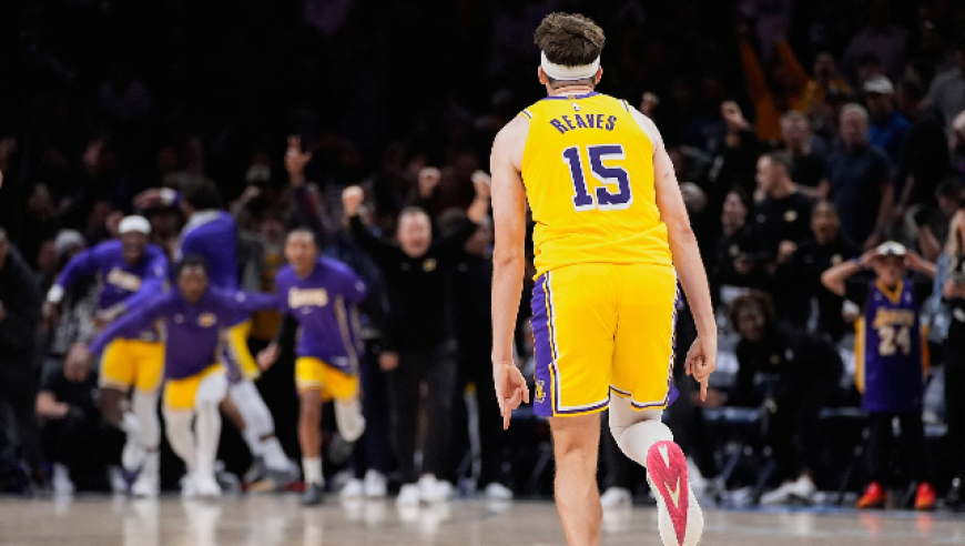 Top时刻 | 湖人狼队五佳球：里夫斯神仙妙传+高难抛投绝杀