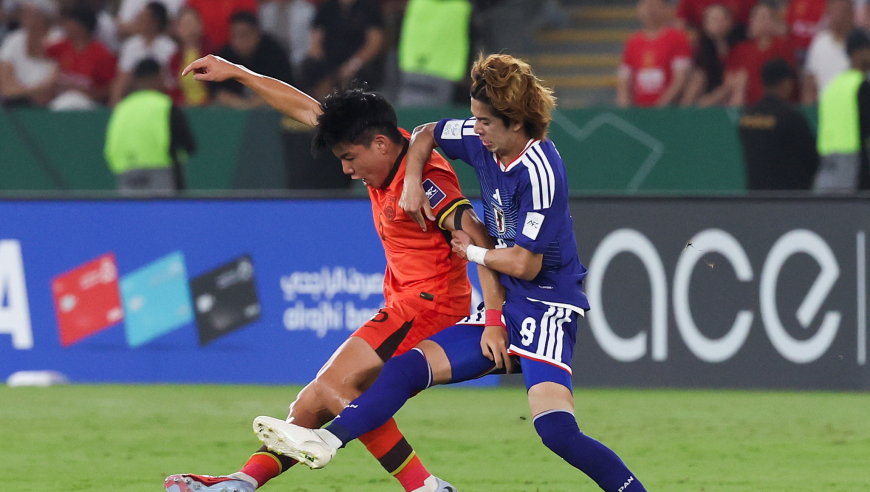 U23国足半场0-2日本！710分钟不失球金身遭破，王钰栋致命停球失误