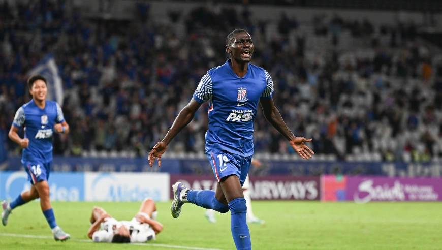 首胜！亚冠：申花2-0首尔 终结对韩国球队4场不胜 阿苏埃破门伤退