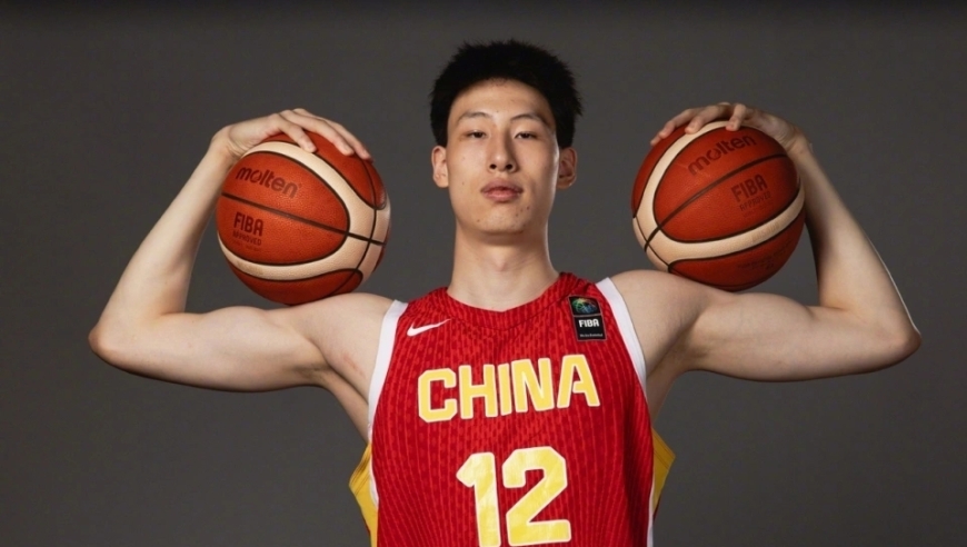 媒体人：郇斯楠毫无疑问是这支国青上限最高的球员 值得更高舞台