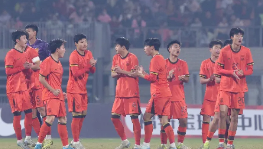 U17亚预赛：中国8-0斯里兰卡，万项替补双响，赵松源传射邝兆镭破门