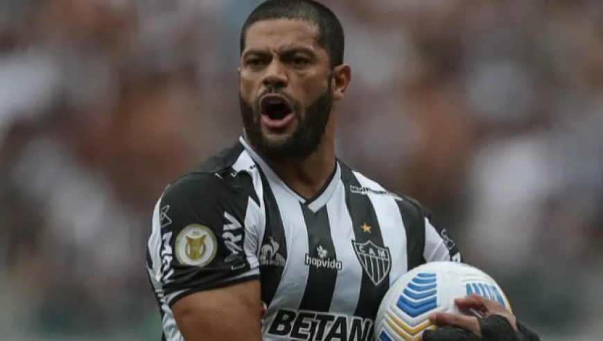 39岁胡尔克跪地庆祝！单刀终结悬念：打破15场球荒 杀进决赛