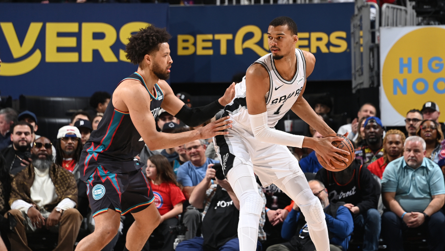 雷霆躺升联盟第一！马刺力克活塞豪取9连胜 文班21+17+6帽