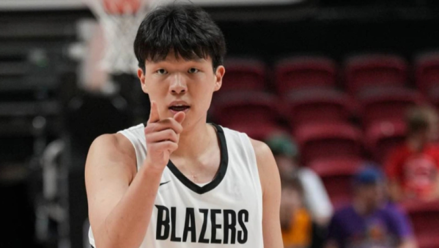 约基奇戈贝尔合体！杨瀚森8分8板5助3帽完整回顾 惊天血帽太霸气