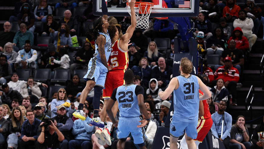 Top时刻 | 22日十佳球：威少空接妙传 莫兰特飞身血帽