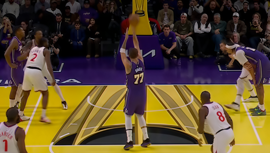 不愧为联盟第一火力点 东契奇首节轰出24分3助攻1盖帽炸裂表现