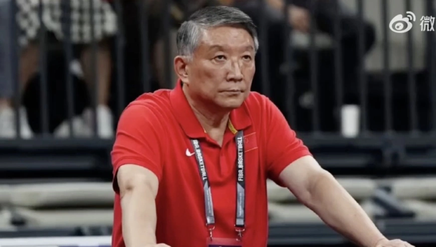 赢对手73分！李梦25+4+3让宫鲁鸣难堪，球迷始终不释然！