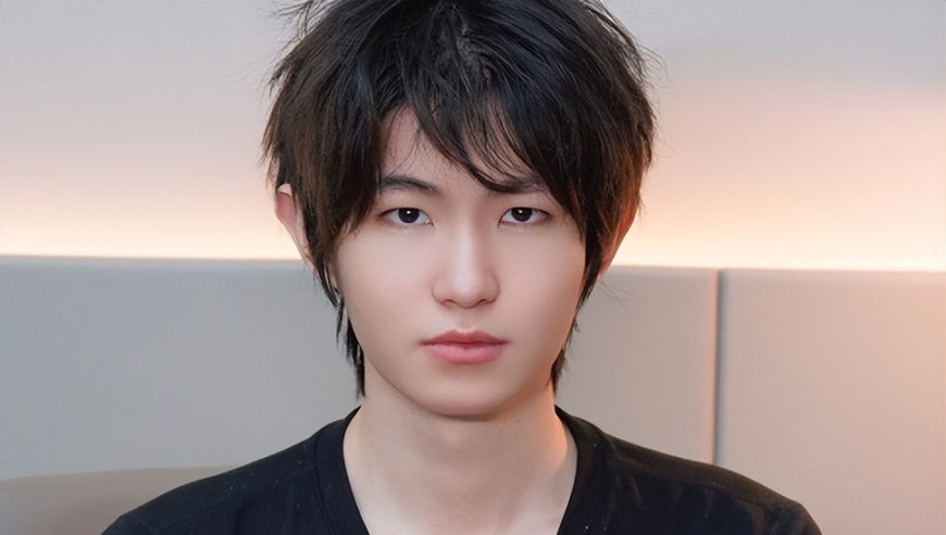 AG超玩会零封青训破军，一诺闪现向前带队翻盘，网友：演的真假