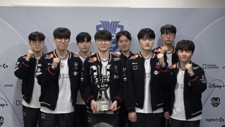 雷竞技资讯：Faker干碎宙斯小吕布拿到K杯冠军！谈四连冠送给佩子