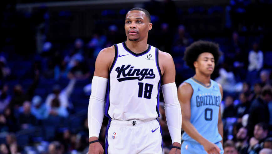 数据帝：26中5！一人疯狂打铁创纪录 威少一壮举变身队史第一人