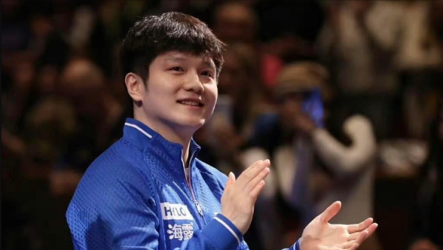 笑喷！樊振东开凯迪拉克回家球迷指挥倒车，咚咚给整不会了打两把才出来