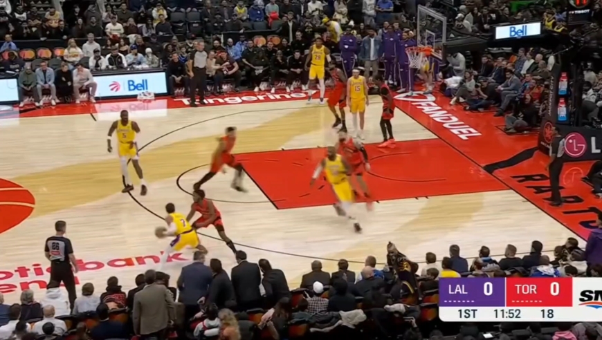 詹姆斯对阵猛龙8分11助攻0失误   助攻八村垒绝杀