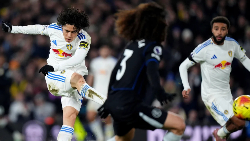 极度抽象！回放切尔西三粒丢球，利兹联逼抢到门口还在倒脚被断