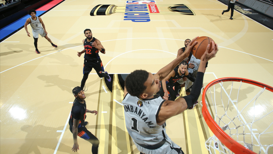 NBA杯淘汰赛五佳球：文班亚马惊天背扣技惊四座 唐斯腋下送妙传