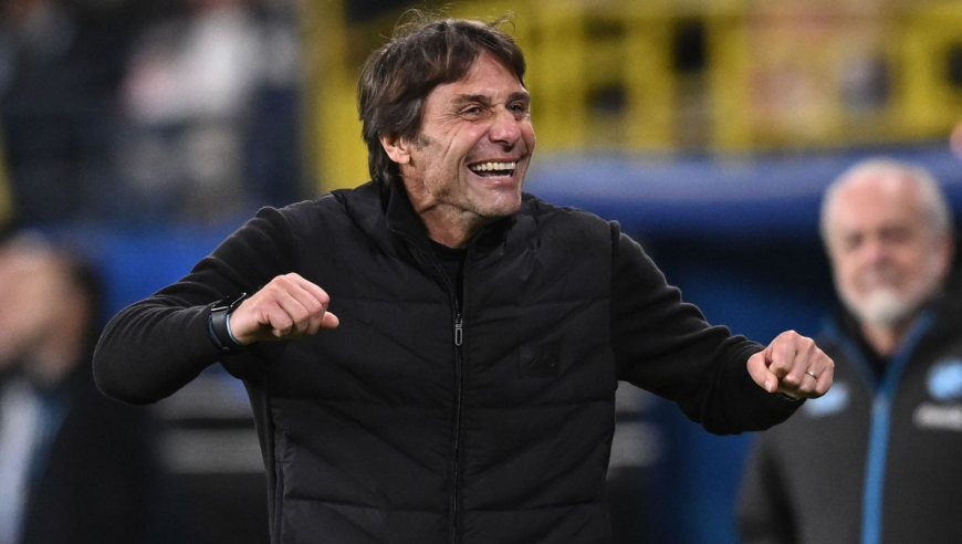 孔蒂狂喜！博洛尼亚门将内鬼式传球送大礼，目送那不勒斯2-0夺冠