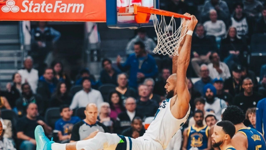 库里复出首秀！空砍39+5+5！勇士正式放弃库明加