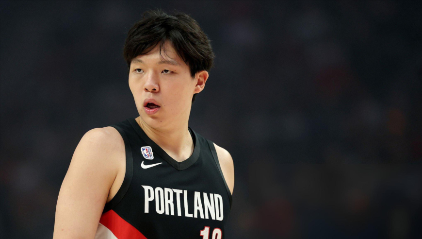 瀚森观察丨比卢普斯只给了5分16秒！杨瀚森首秀发生了什么？