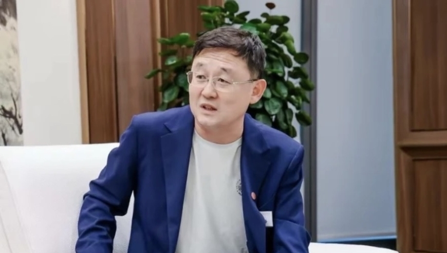 名记炮轰孙继海：虚伪！借慈善公益之名卖孩子赚钱，居高临下奴役别人