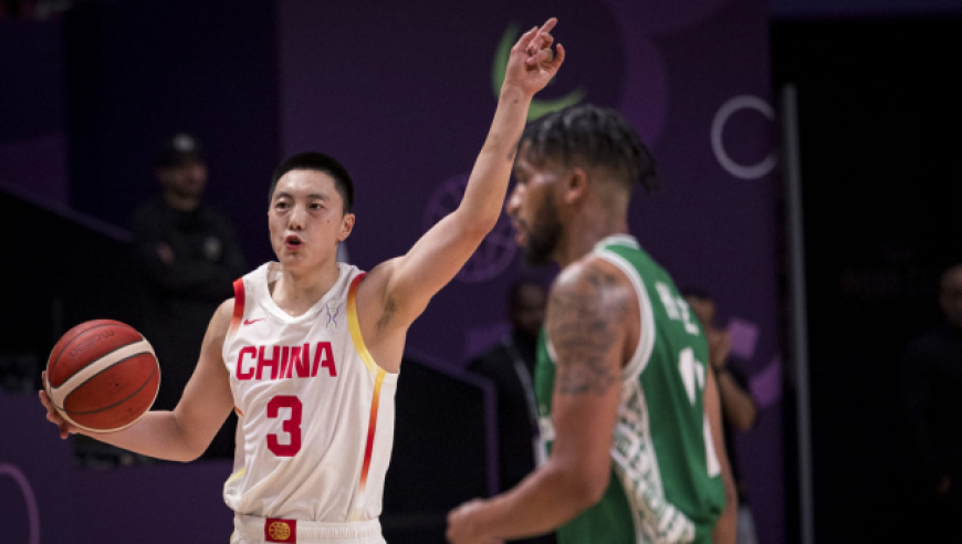 全场梦游！胡明轩4中0仅拿2分 还没走出三年前梦魇？