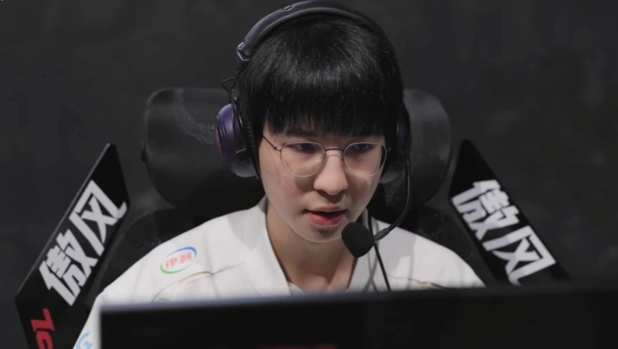 LPL：BLG绝境爆发，R闪逆转全局！Elk化身臭豆腐，骑脸杀死比赛