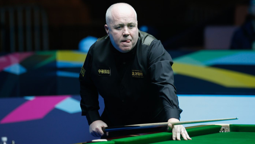 希金斯秀四库绕台 霸气长台再轰破百 4:0横扫丁俊晖