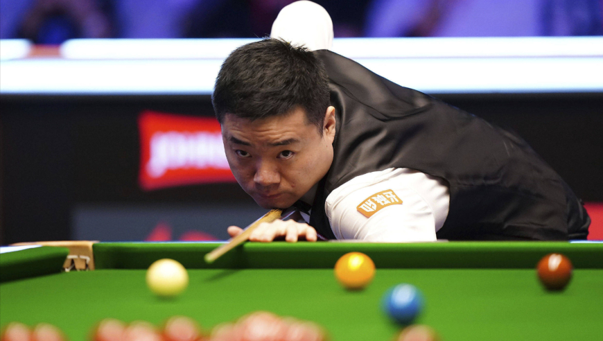 体坛名场面｜跌入神坛前的辉煌！缪尔领先稳赢的局面，惨遭丁俊晖逆转