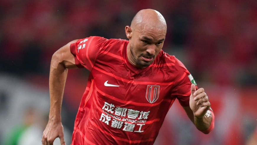 海港开局就崩盘？7分钟丢2球，王燊超低级失误送大礼