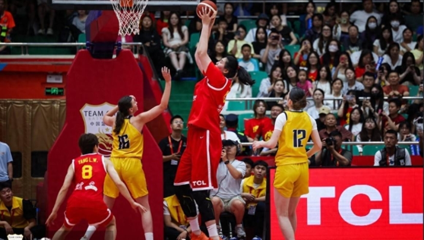 输67分，波黑教练却赞中国队一人：世界任何对手碰到她都会遇到麻烦