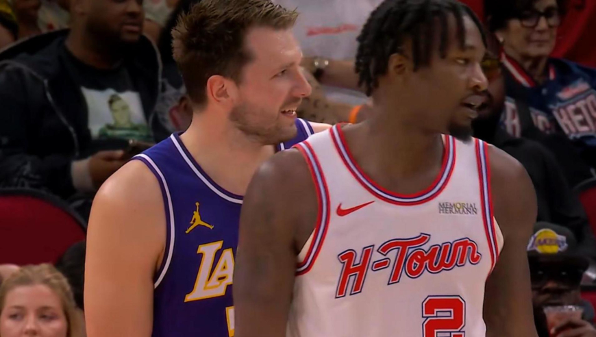 熟悉的剧情！肯纳德连拿5分+东契奇连中三分 湖人首节轰11-2碾压火箭