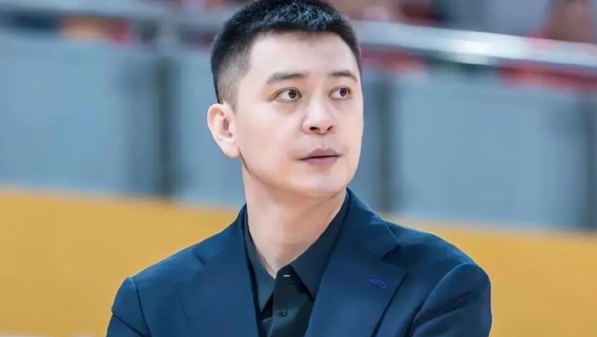 杨鸣下课仅过27小时，辽篮从输19分变赢52分！赵继伟、乌戈纷纷发声
