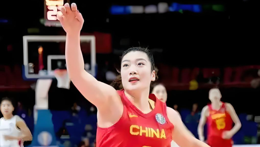 体坛记忆｜中国女篮真神归位！李梦单节打爆梦之队，狂砍最高分